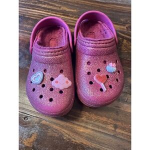 Crocs Kids‎ Pink Glitter Lined Crocs with Charms Size C11 Toddler Crocs